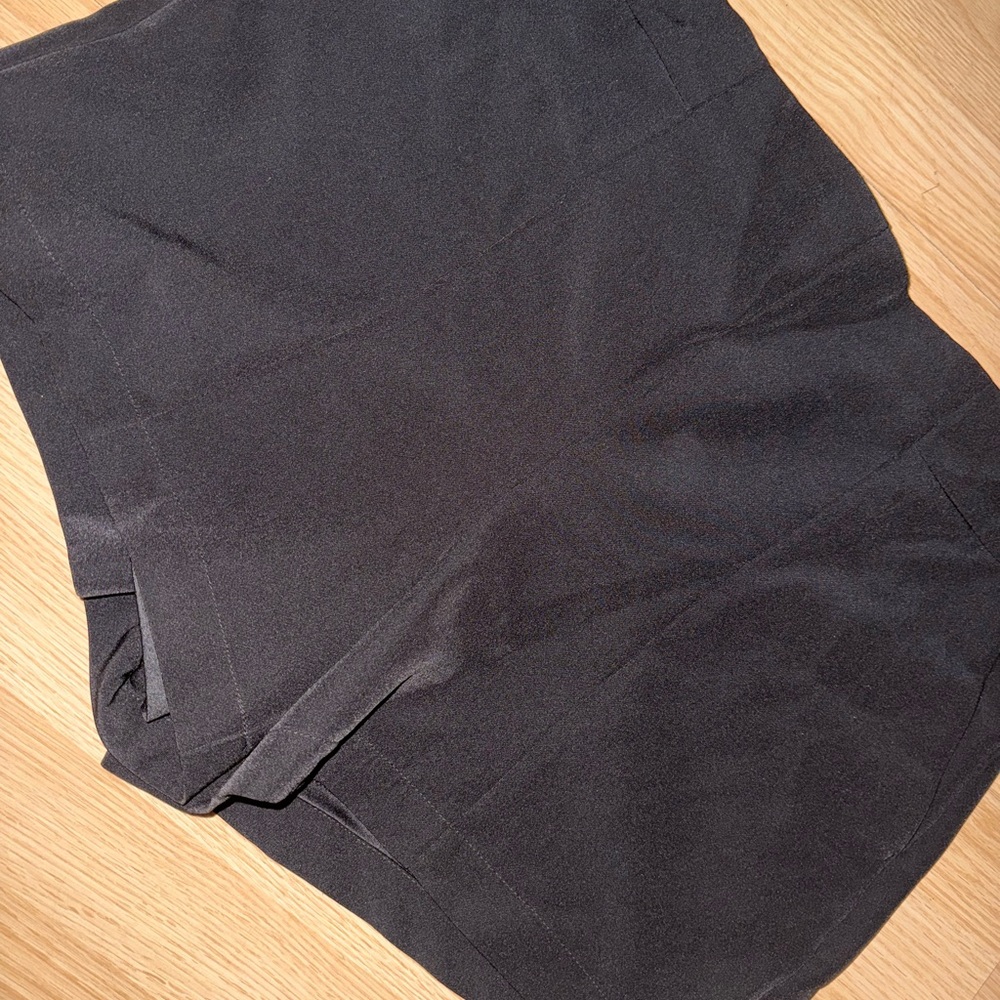EXPRESS BLACK Women's Shorts